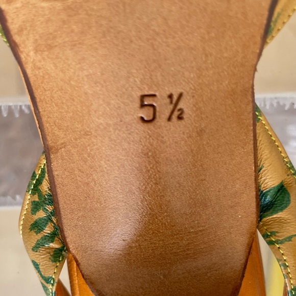 Vintage Carlos Falchi Peep Toe Heels - Picture 4 of 4